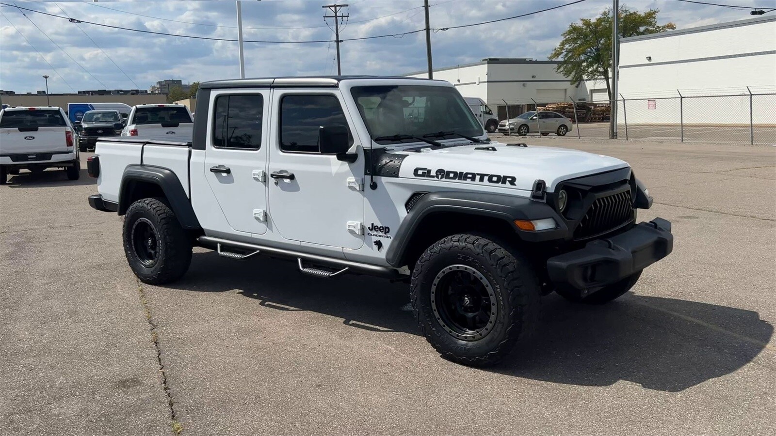2020 Jeep Gladiator Sport photo 2