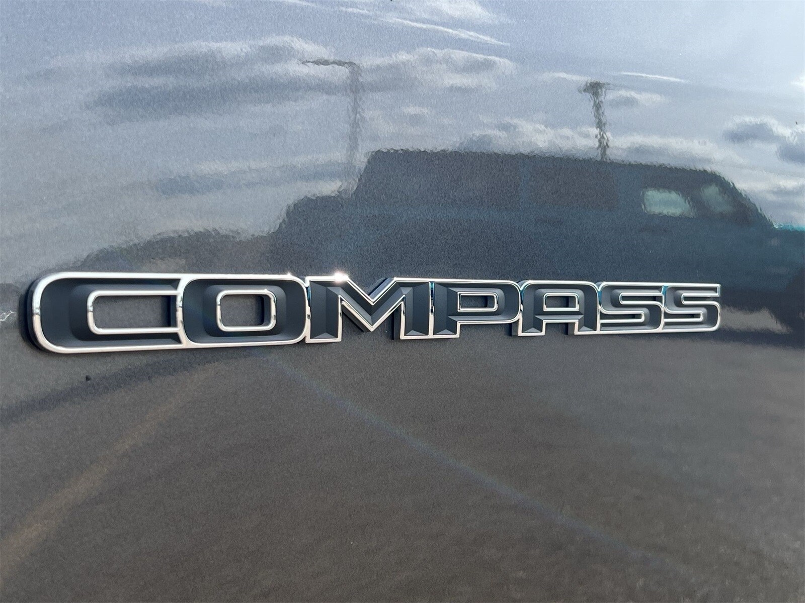 Thumbnail: 2022 Jeep Compass - 13