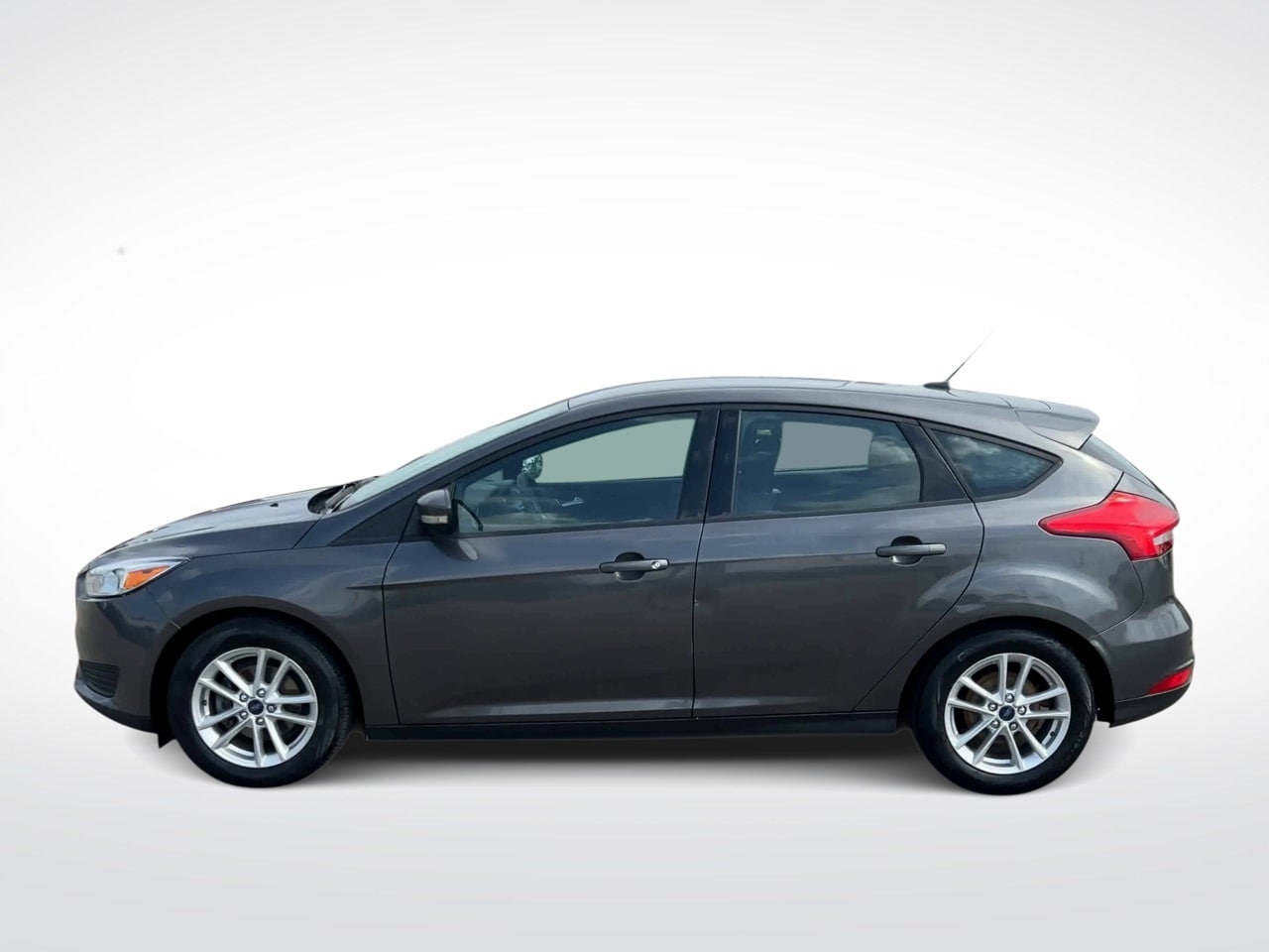 Thumbnail: 2015 Ford Focus - 5