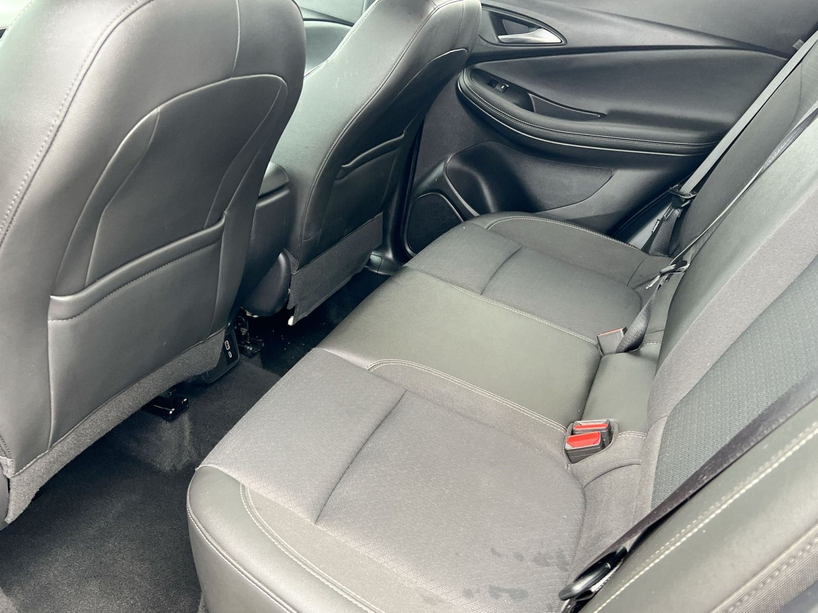 Thumbnail: 2025 Buick Encore GX - 18