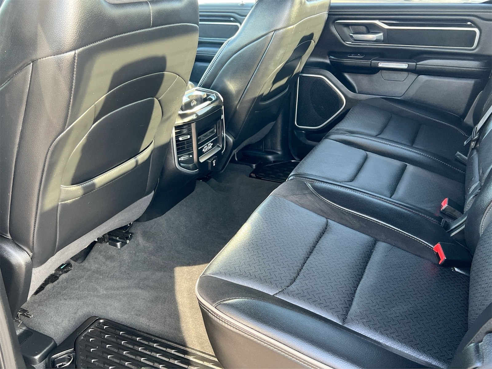 Thumbnail: 2020 RAM 1500 - 18