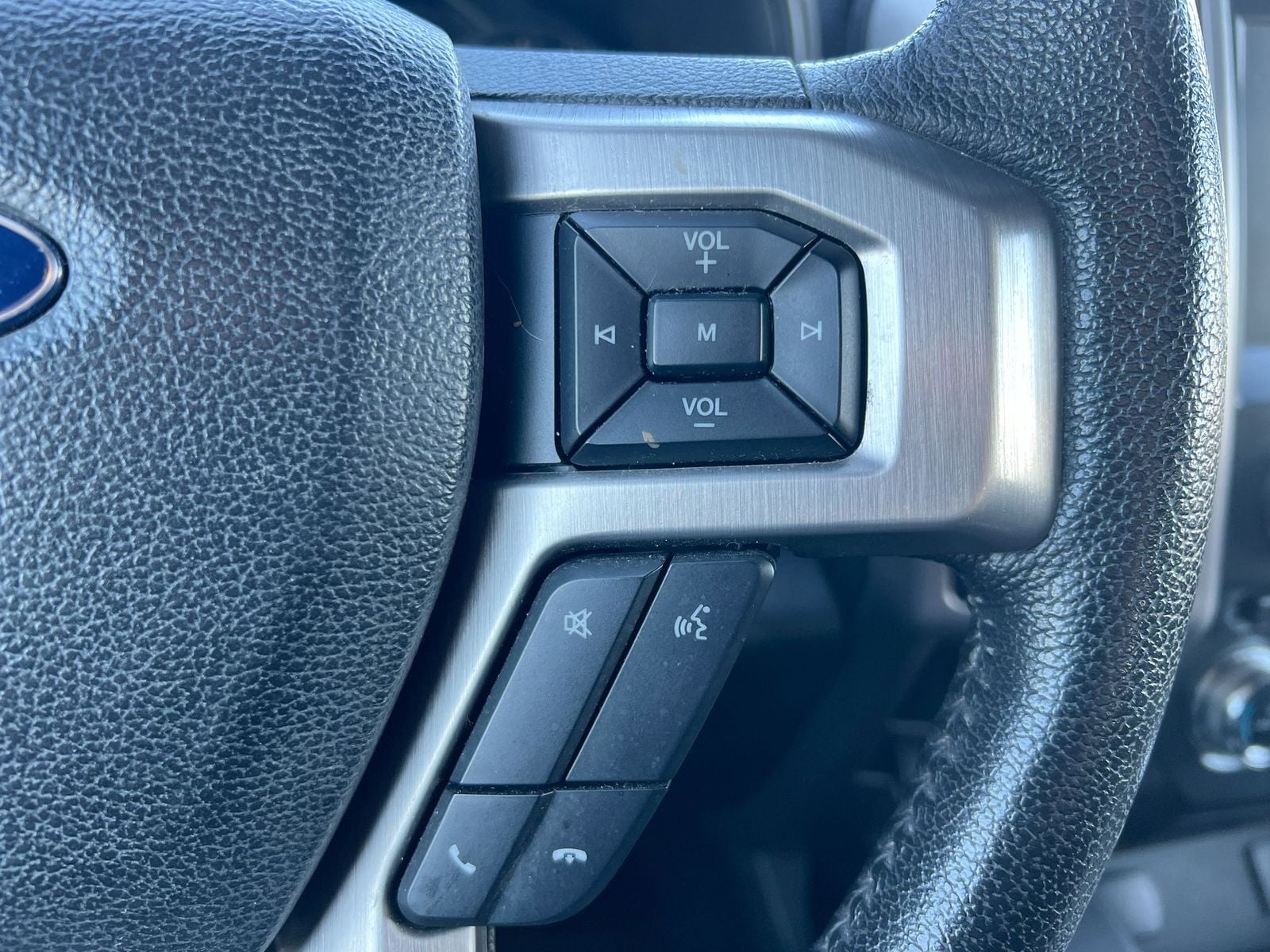 Thumbnail: 2016 Ford F-150 - 24