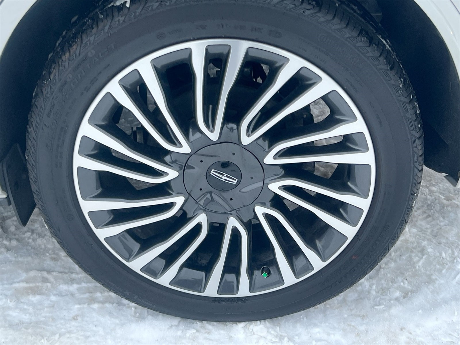 Thumbnail: 2022 Lincoln Corsair - 14