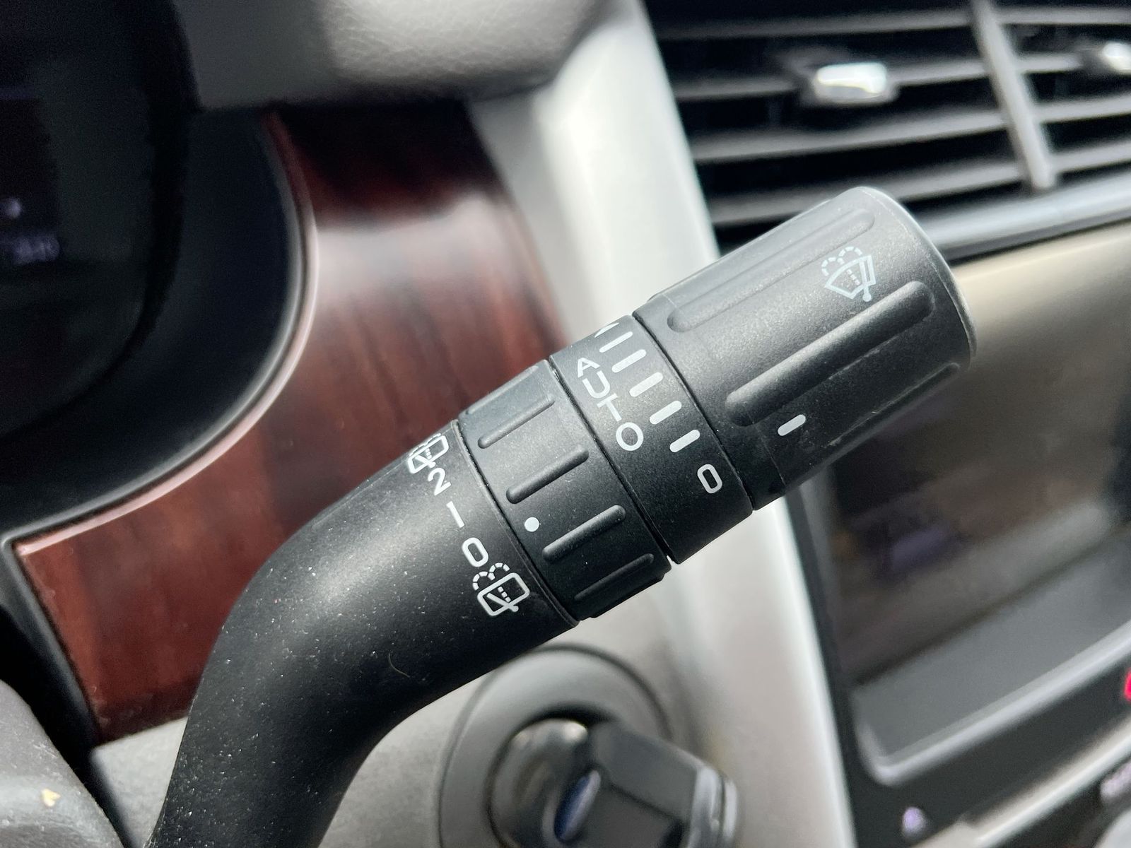Thumbnail: 2013 Ford Edge - 25