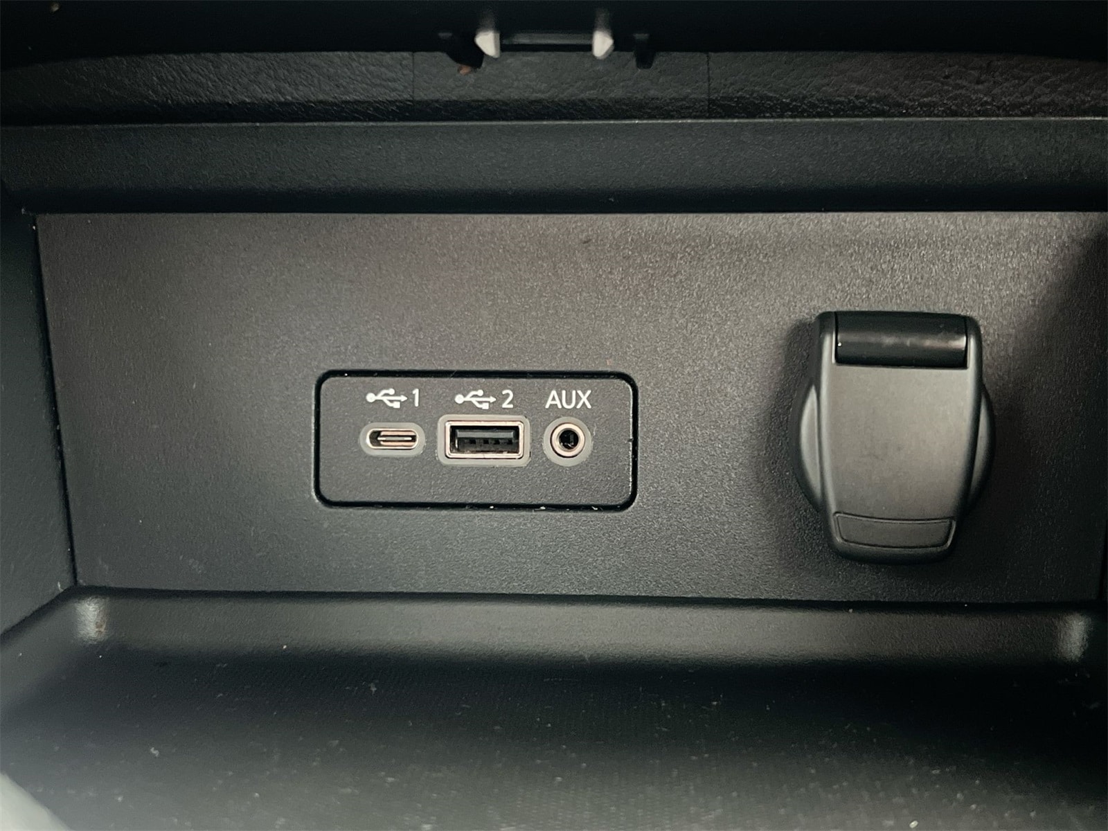 Thumbnail: 2021 Nissan Sentra - 30