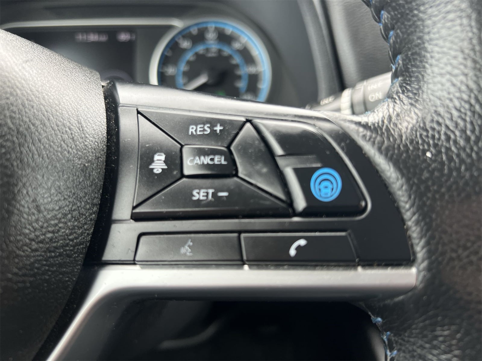 Thumbnail: 2019 Nissan Leaf - 25