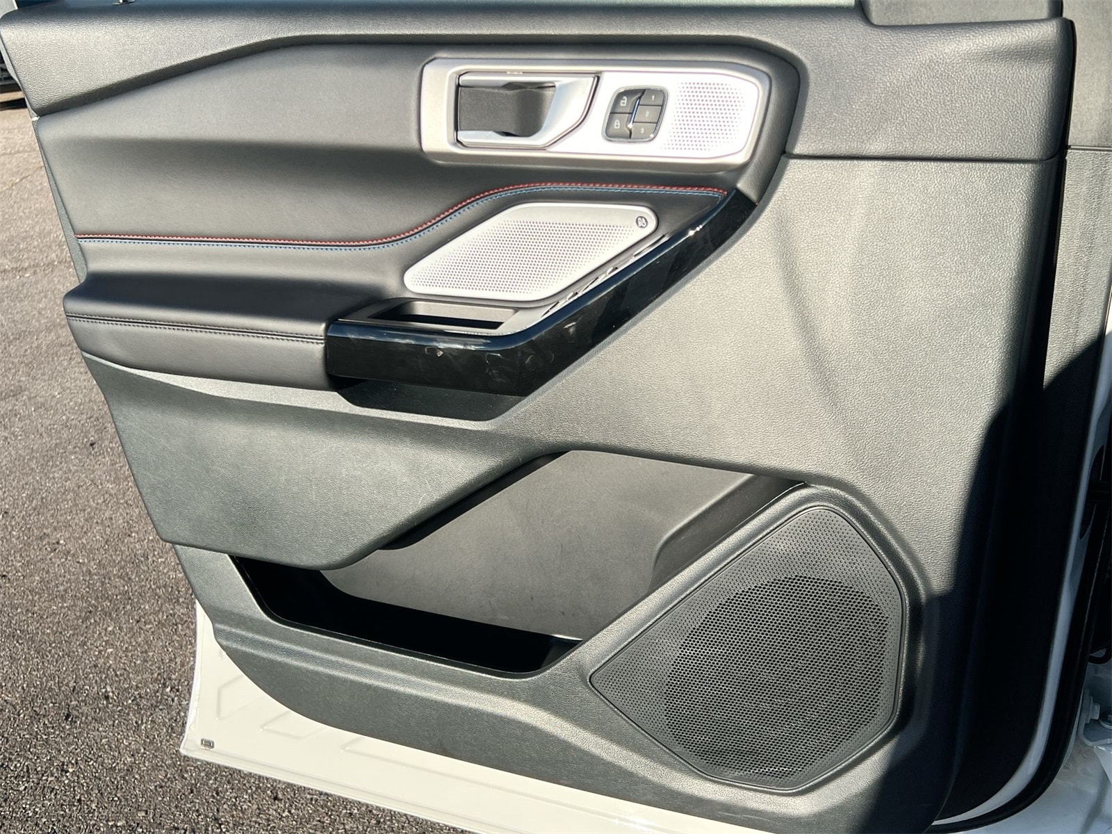 Thumbnail: 2024 Ford Explorer - 30