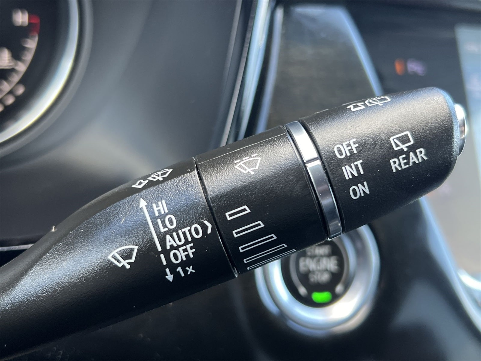 Thumbnail: 2022 Cadillac XT6 - 26