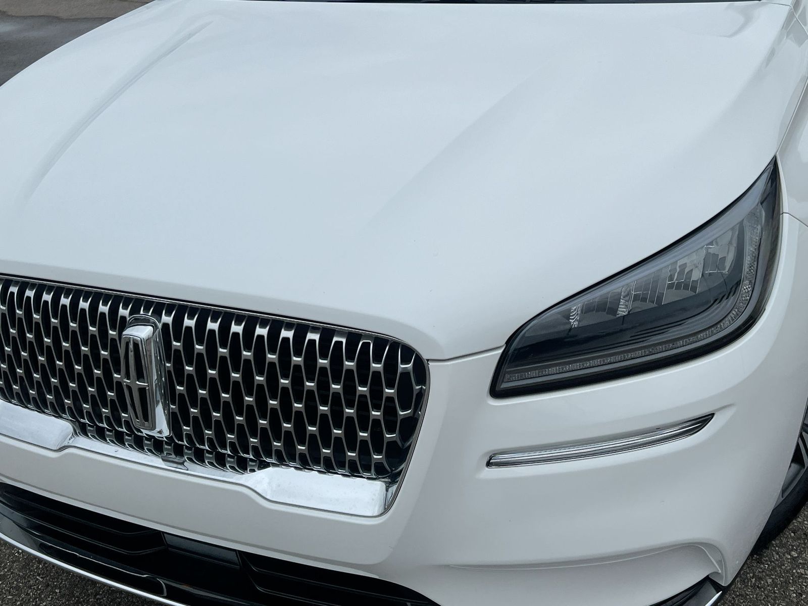 Thumbnail: 2022 Lincoln Corsair - 11
