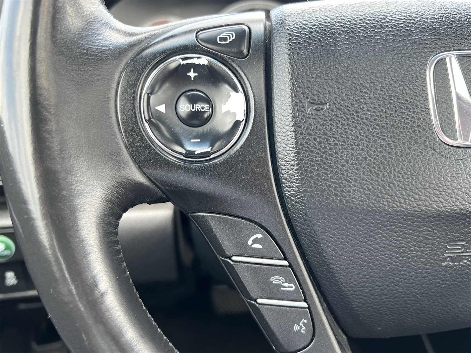 2013 Honda Accord EX-L 26