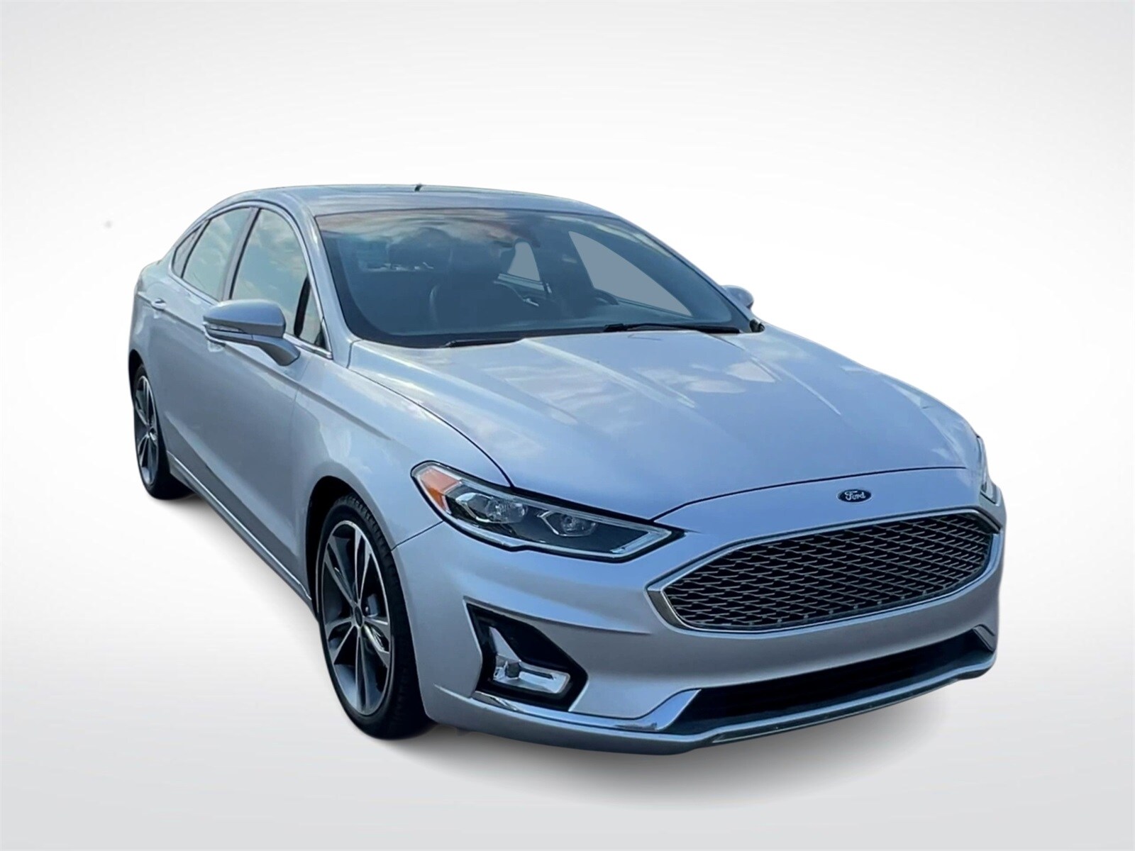 2019 Ford Fusion Titanium photo 2
