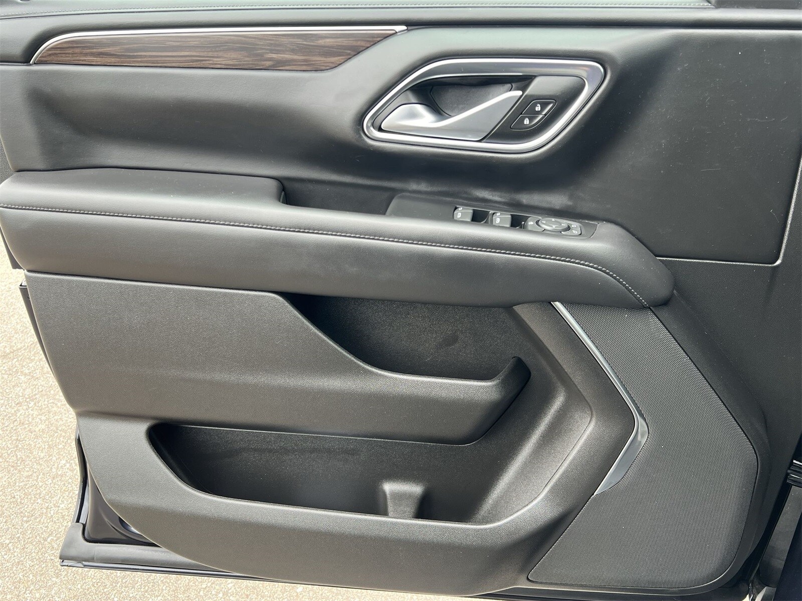 Thumbnail: 2022 Chevrolet Tahoe - 29