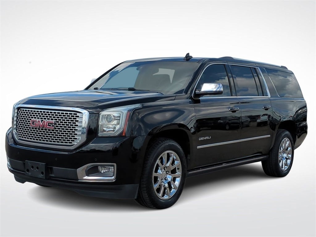 2015 GMC Yukon XL Denali 4