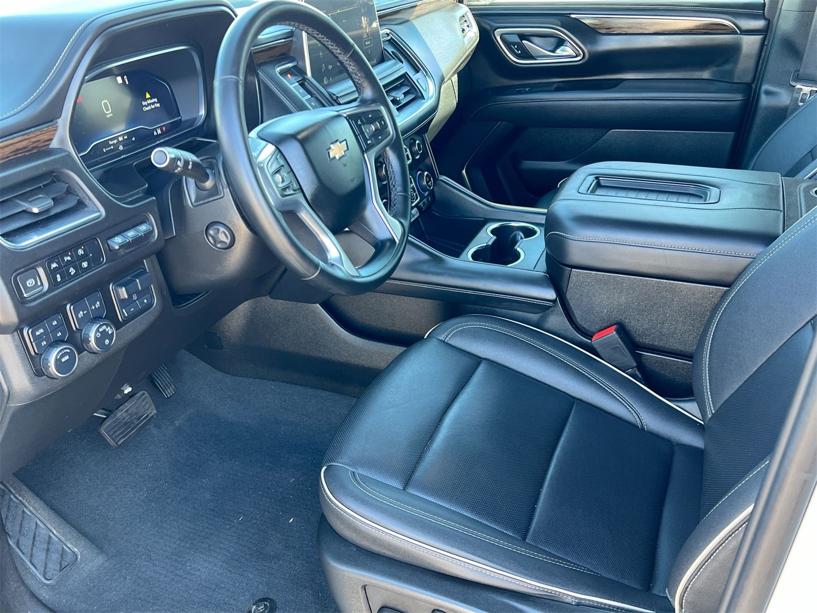 Thumbnail: 2023 Chevrolet Tahoe - 10