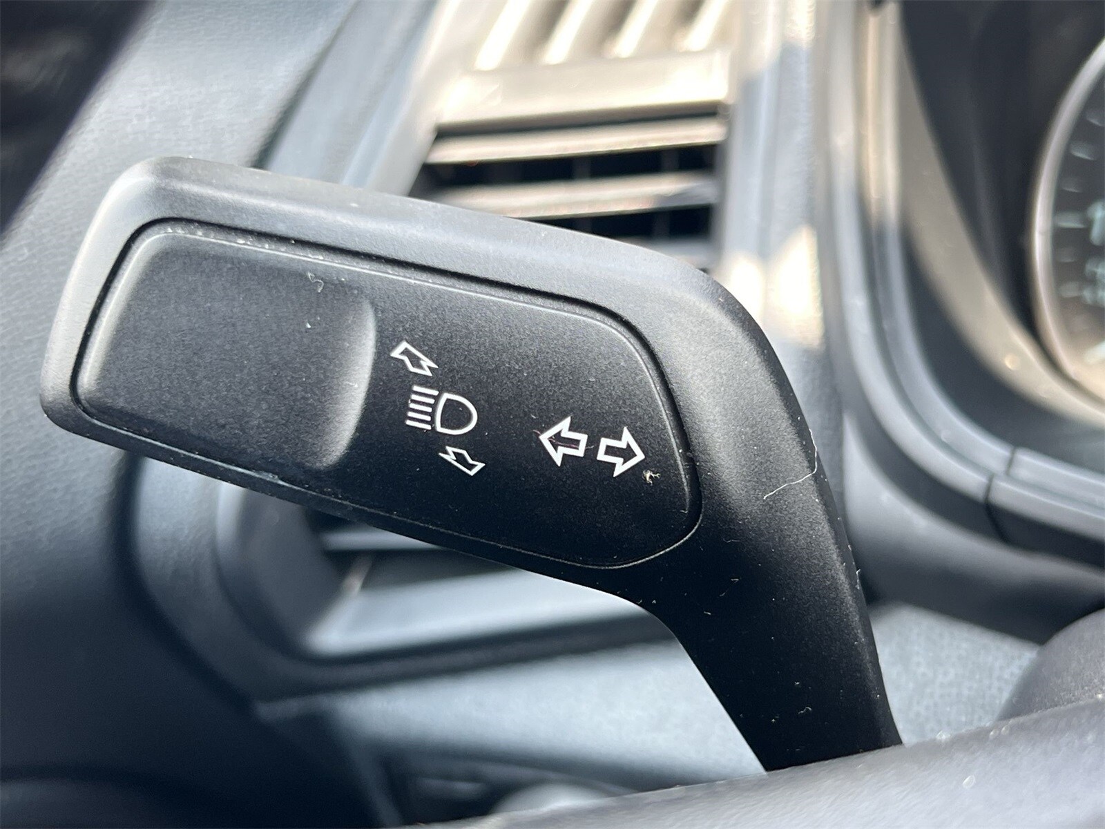 2018 Ford EcoSport SE 29