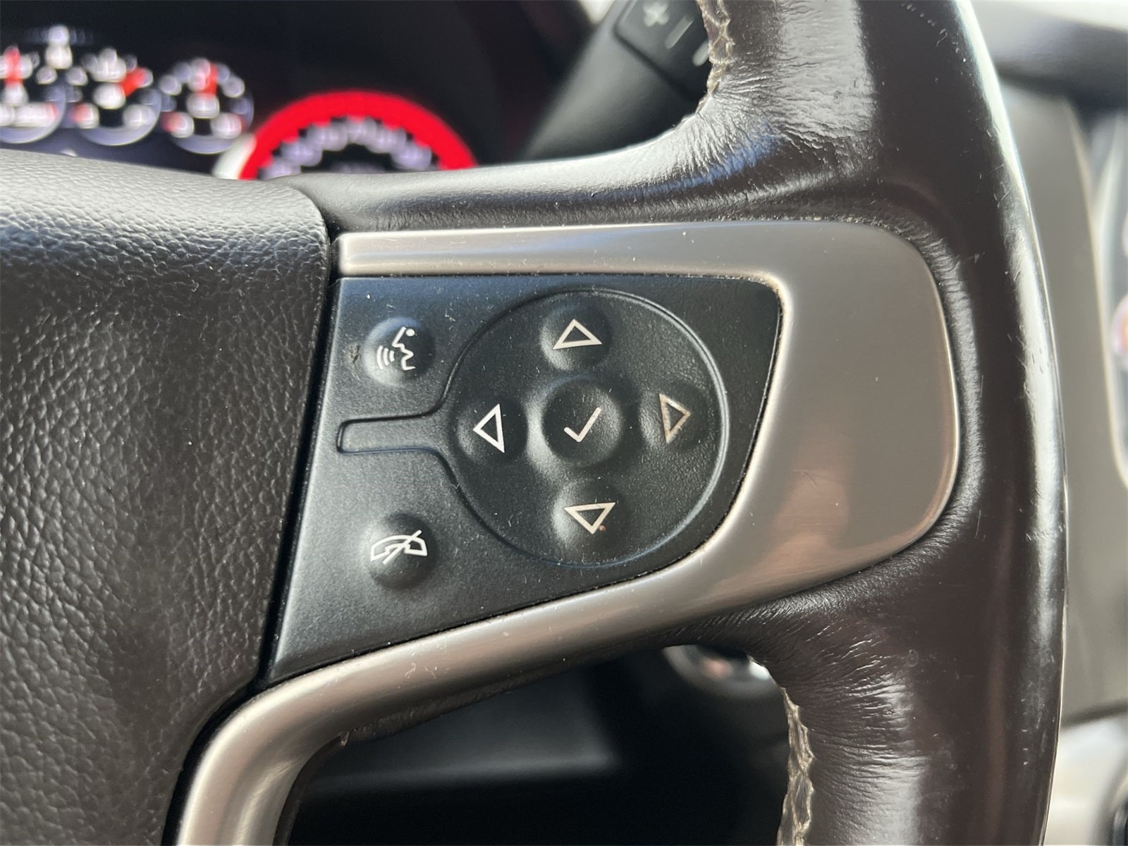 Thumbnail: 2016 GMC Yukon - 25