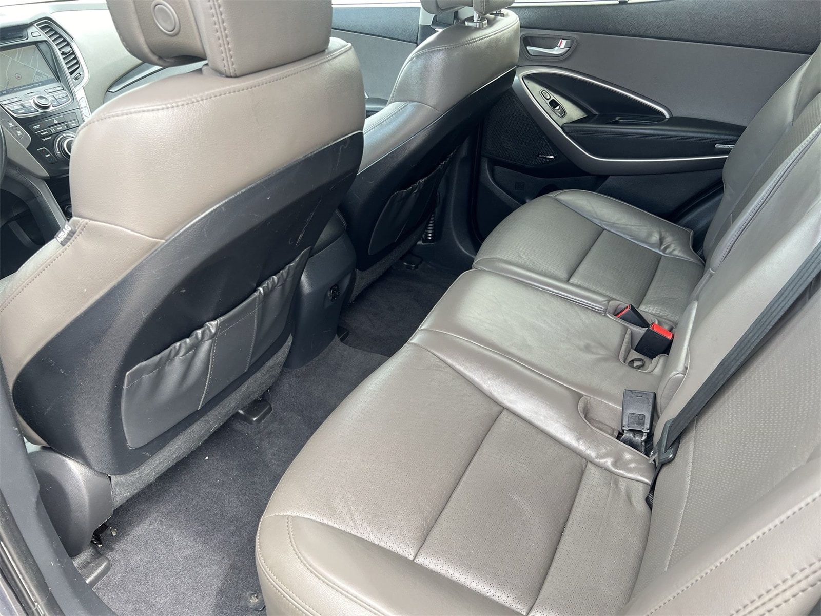 Thumbnail: 2016 Hyundai Santa Fe - 19