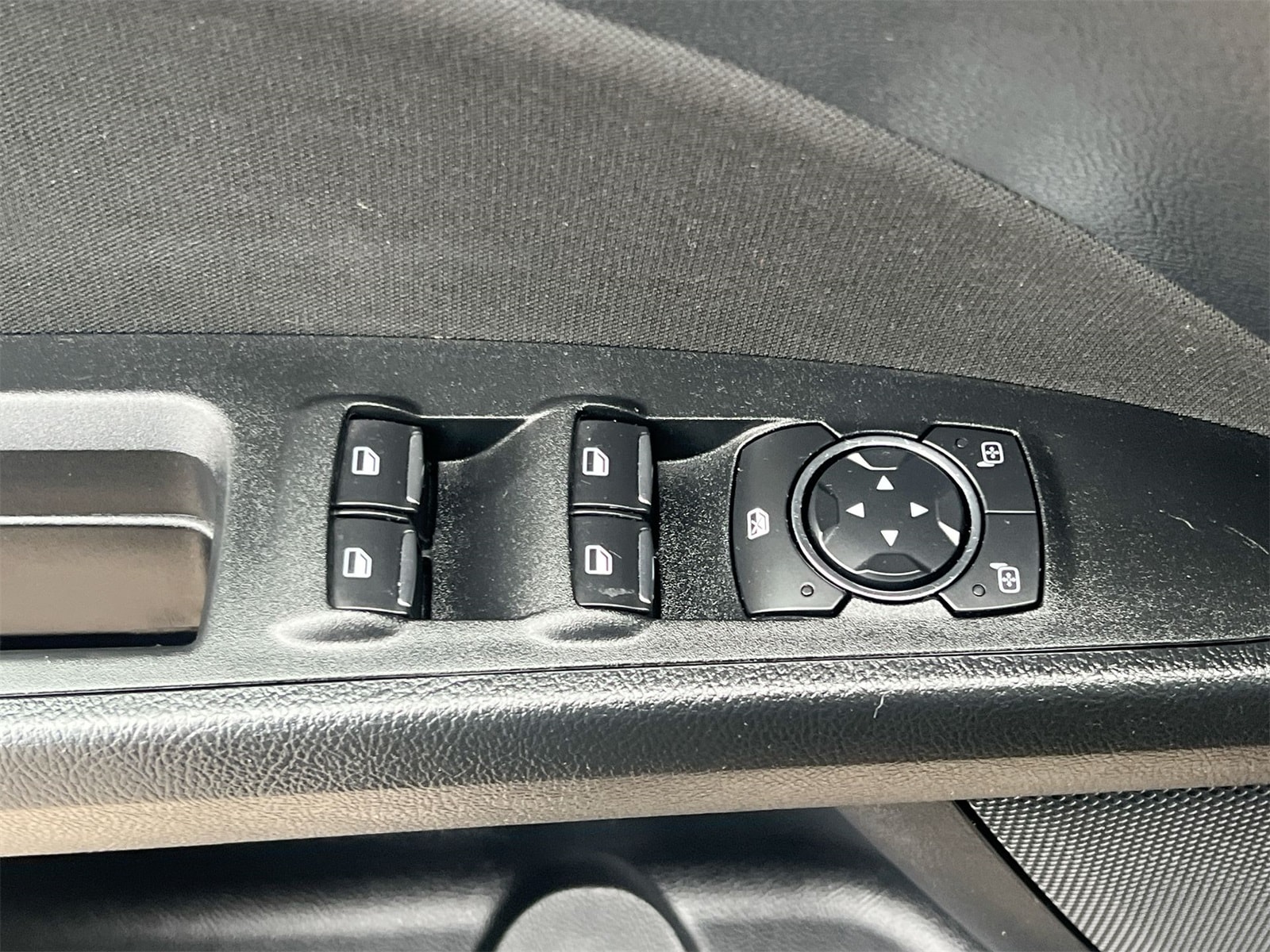 Thumbnail: 2020 Ford Fusion - 17