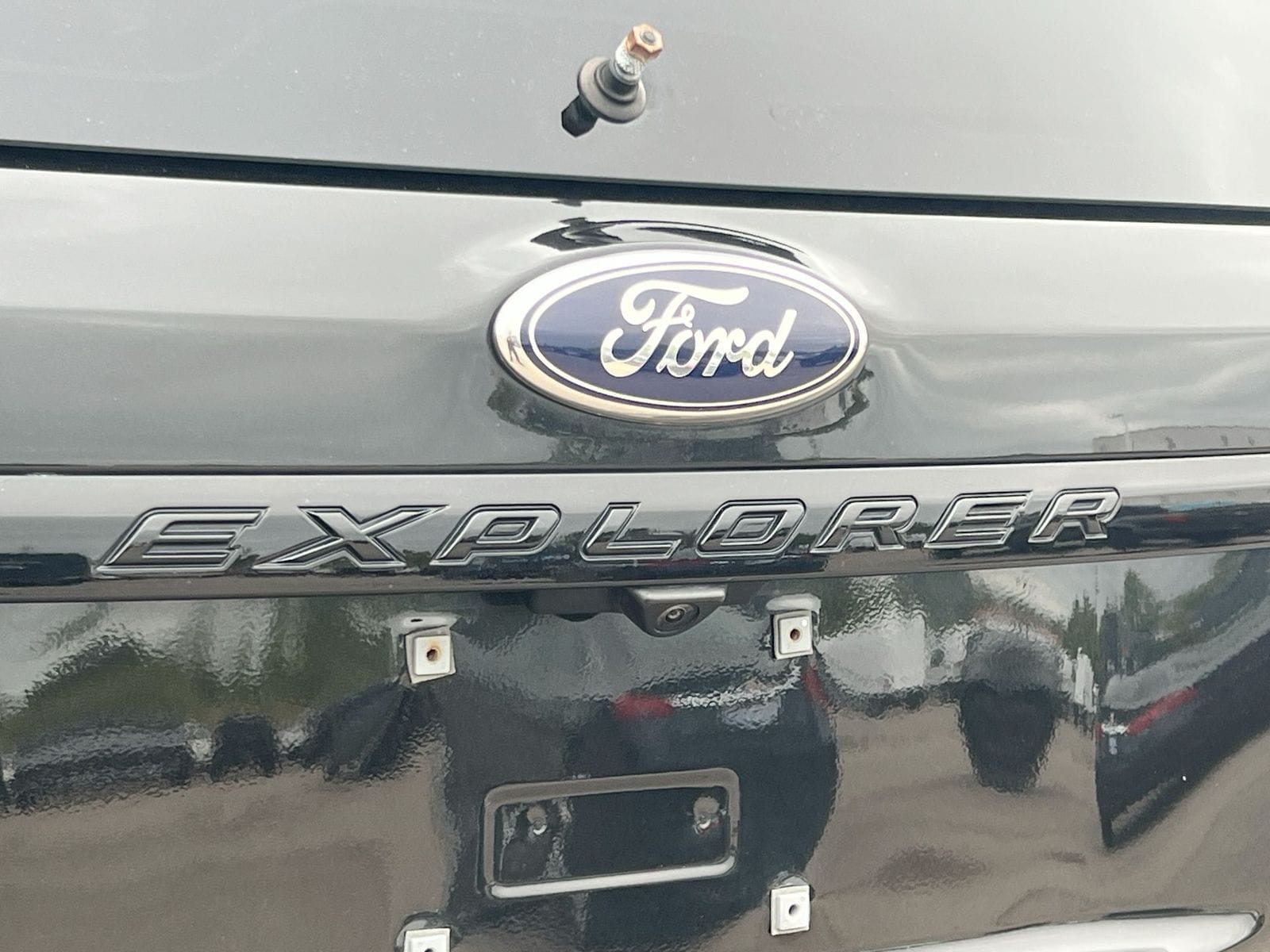 Thumbnail: 2014 Ford Explorer - 12