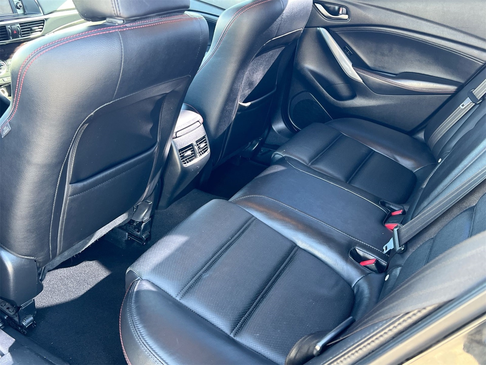 Thumbnail: 2015 Mazda Mazda6 - 19