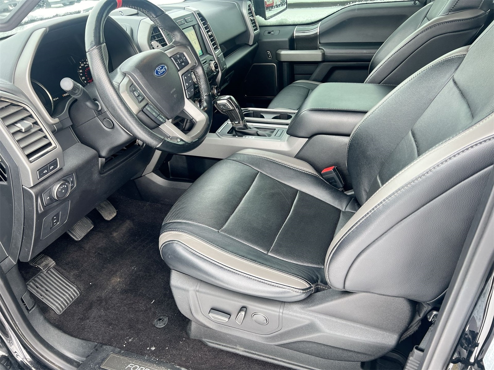 Thumbnail: 2018 Ford F-150 - 10