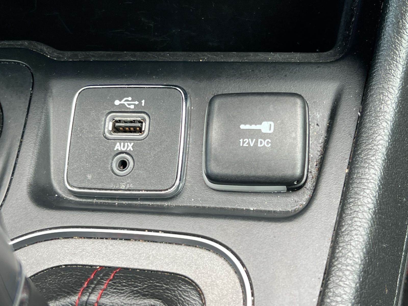 Thumbnail: 2019 Jeep Cherokee - 31