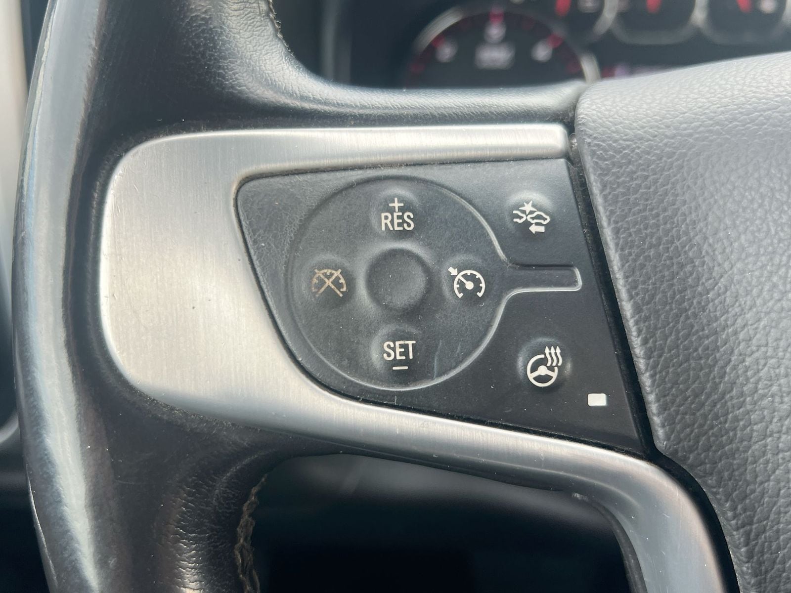 Thumbnail: 2015 GMC Sierra 1500 - 23