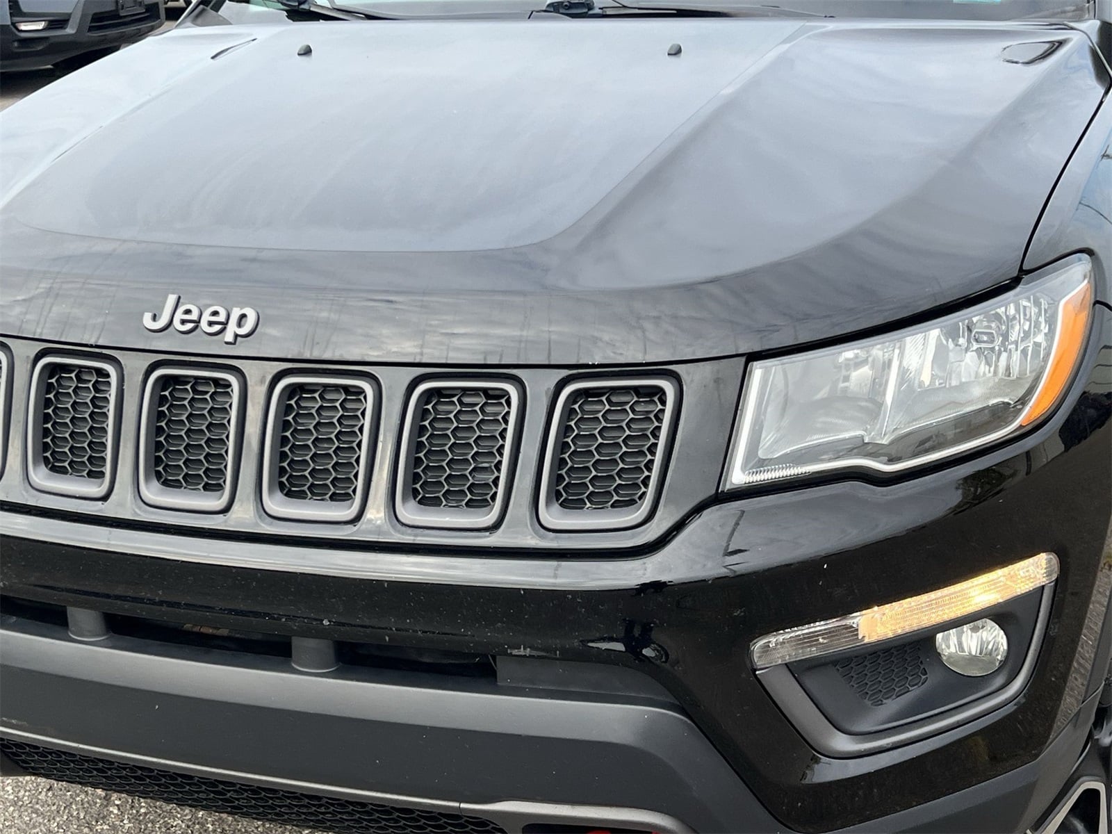 Thumbnail: 2020 Jeep Compass - 11