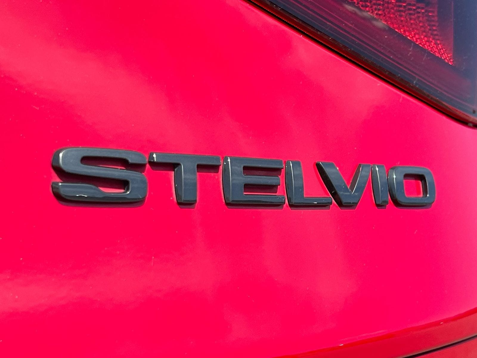 Thumbnail: 2020 Alfa Romeo Stelvio - 13