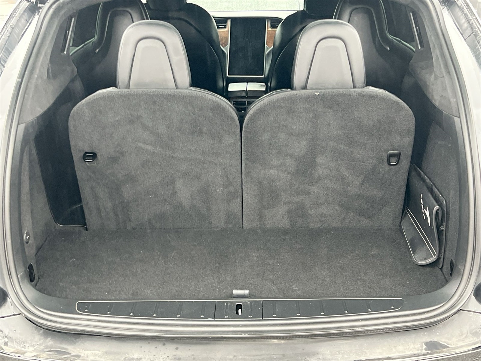 Thumbnail: 2021 Tesla Model X - 34