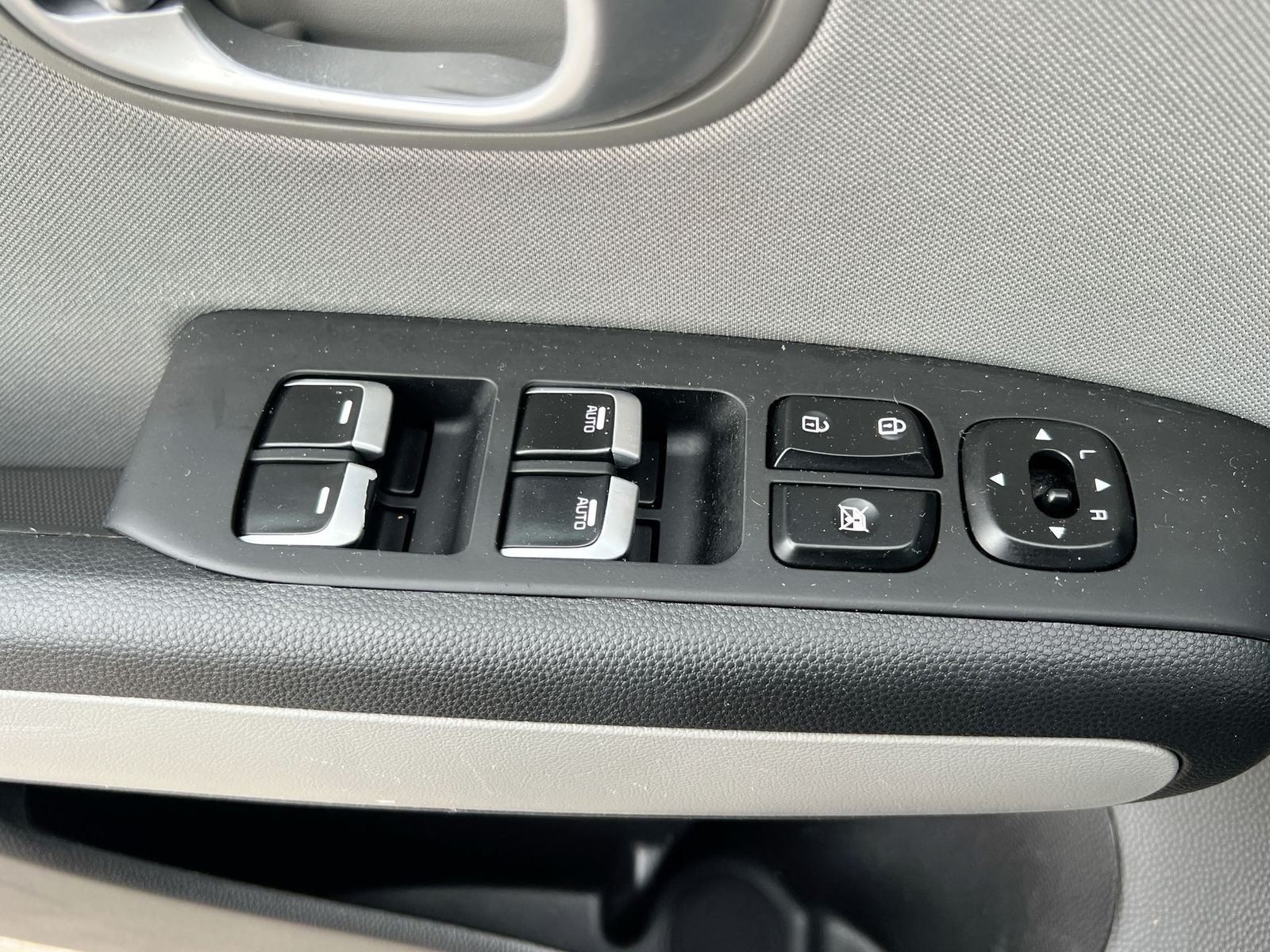 Thumbnail: 2019 Kia Soul - 17