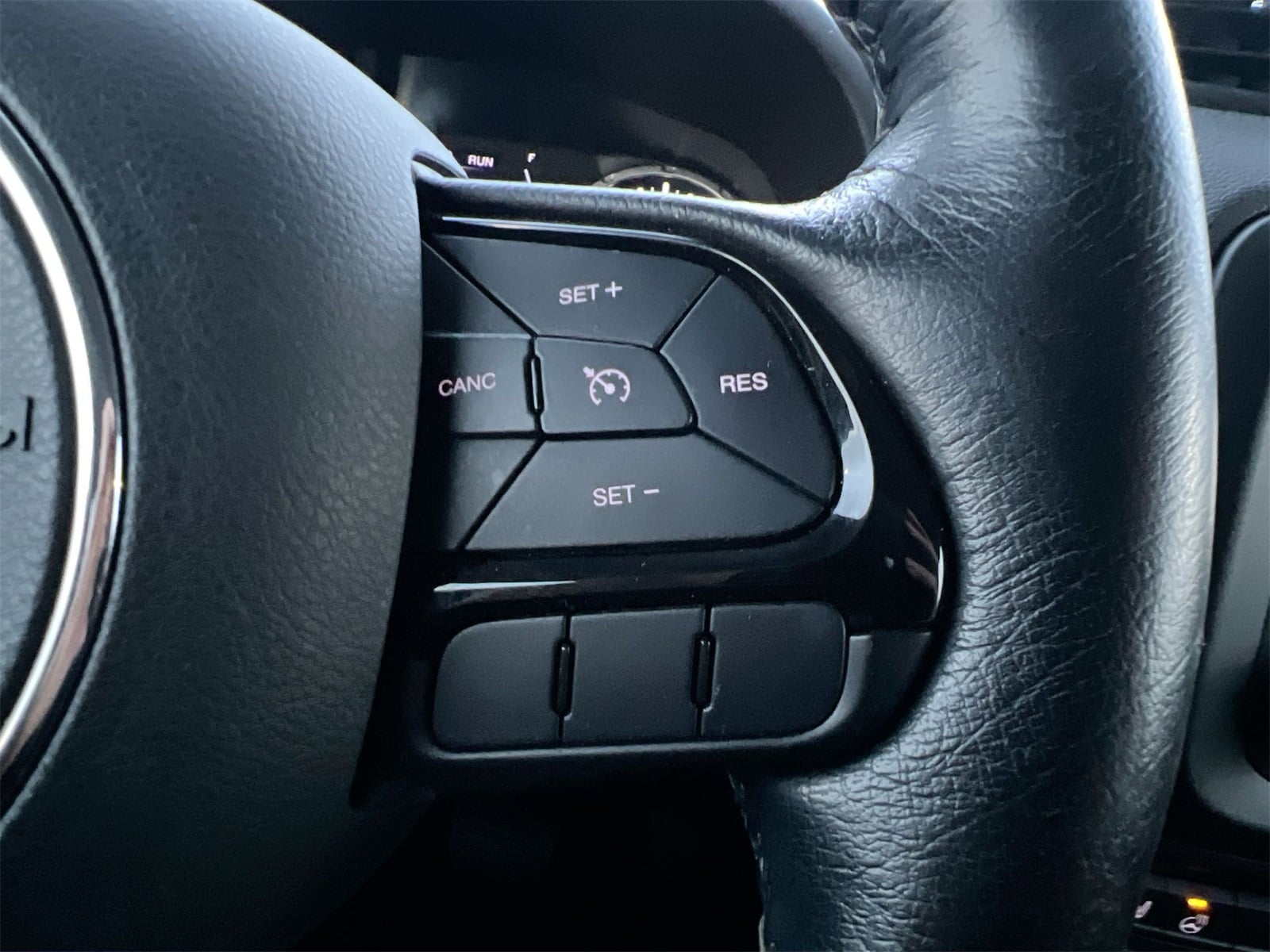 Thumbnail: 2017 Jeep Renegade - 24