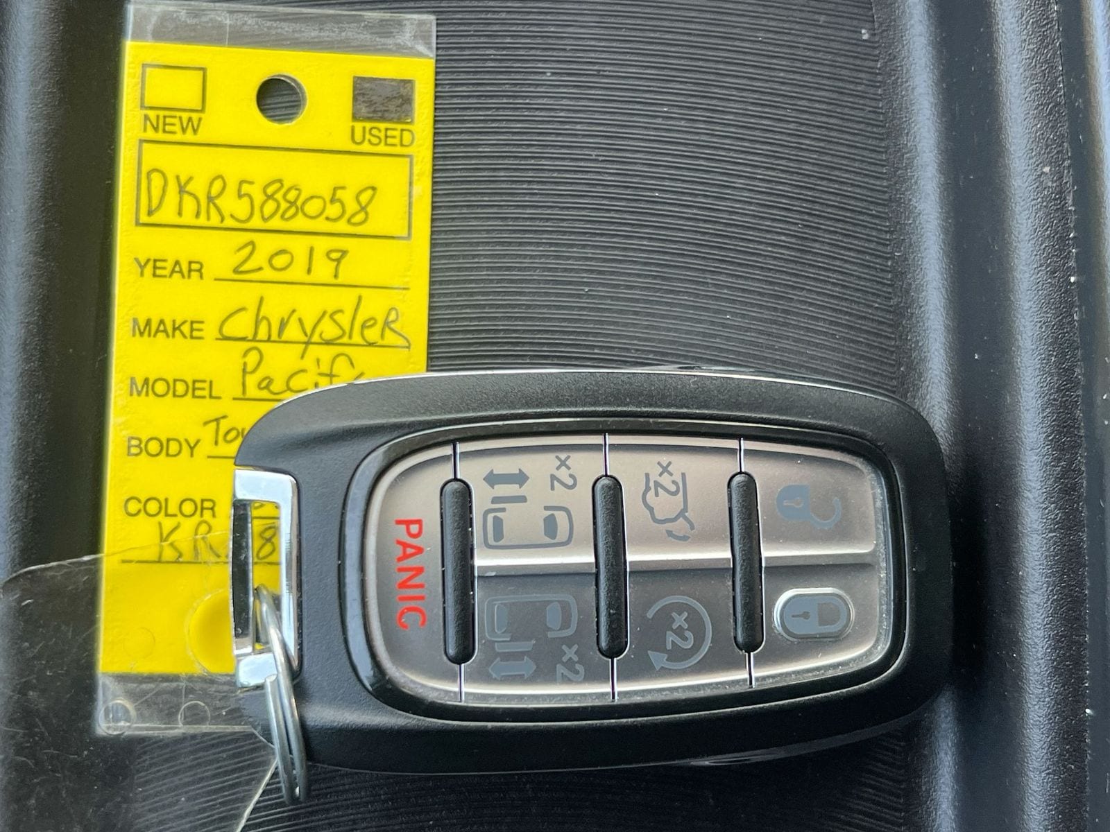 Thumbnail: 2019 Chrysler Pacifica - 36