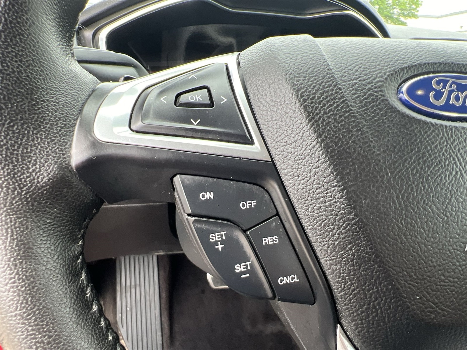 2017 Ford Fusion Titanium 26