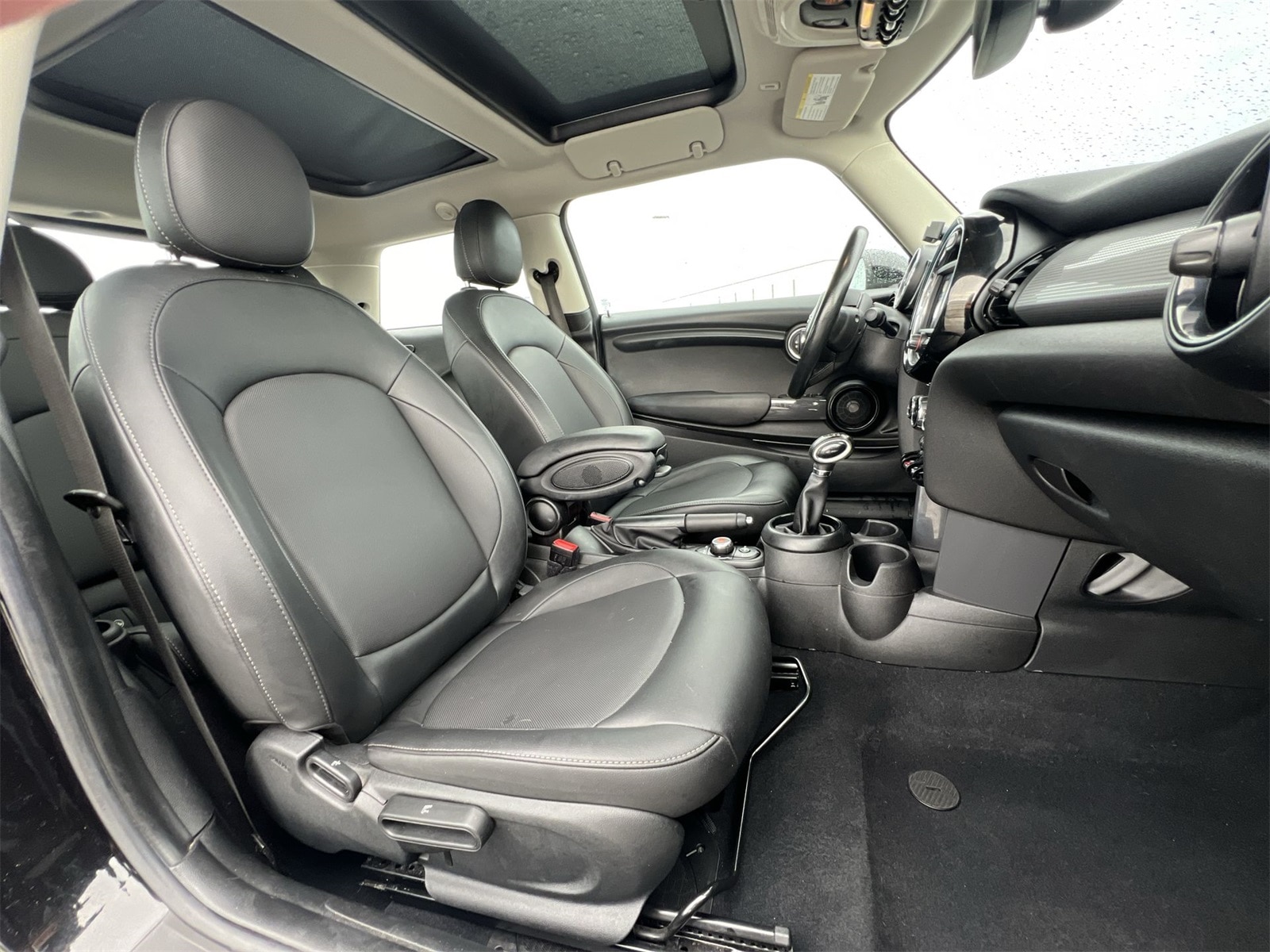 Thumbnail: 2019 MINI Cooper - 21