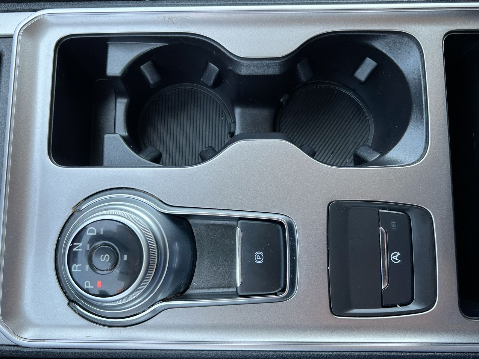 Thumbnail: 2023 Ford Edge - 31