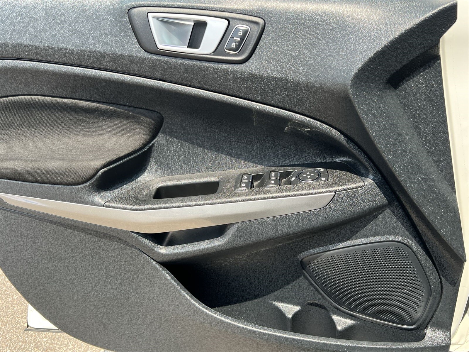 2018 Ford EcoSport SE 33
