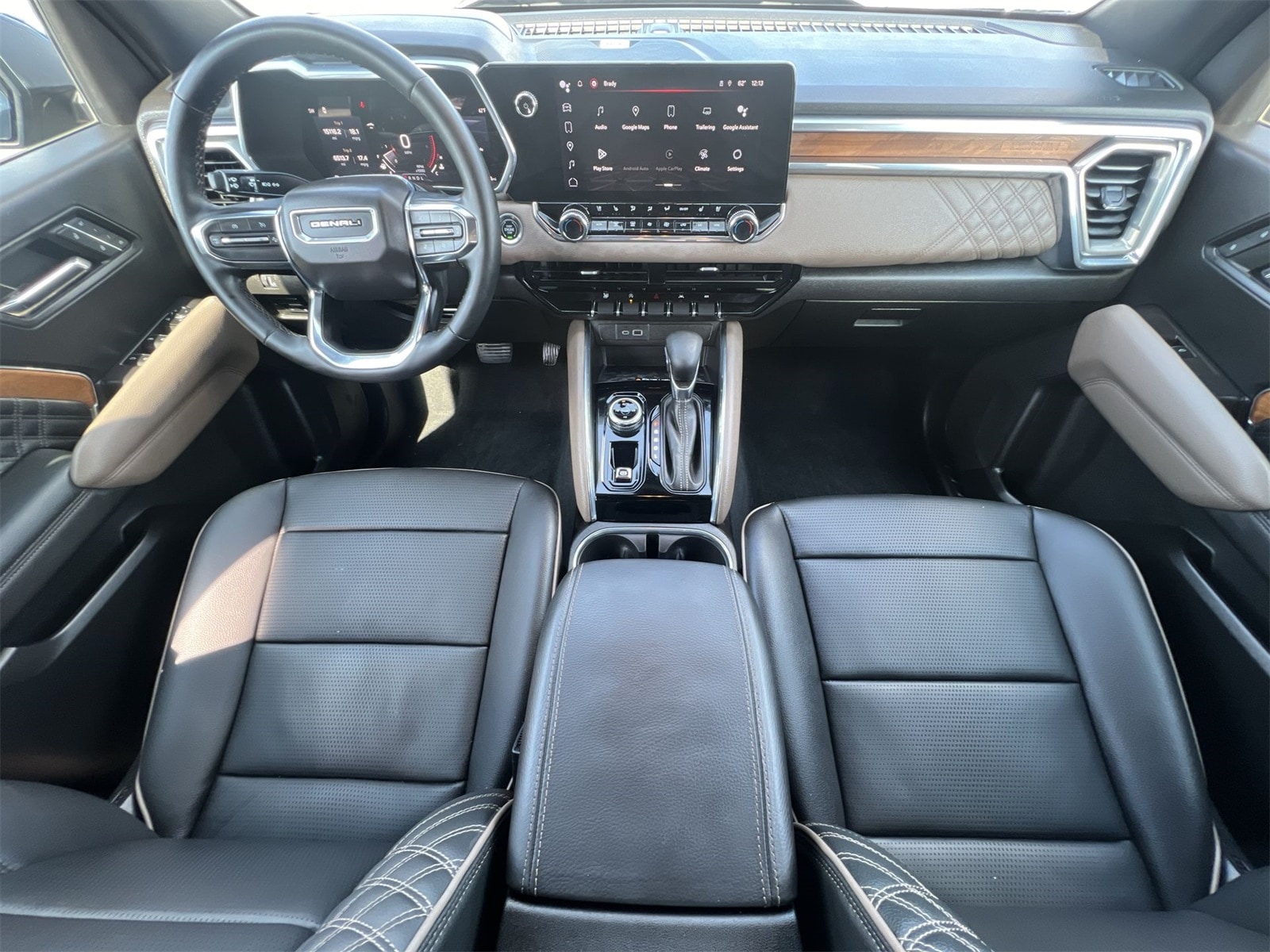 Thumbnail: 2023 GMC Canyon - 16