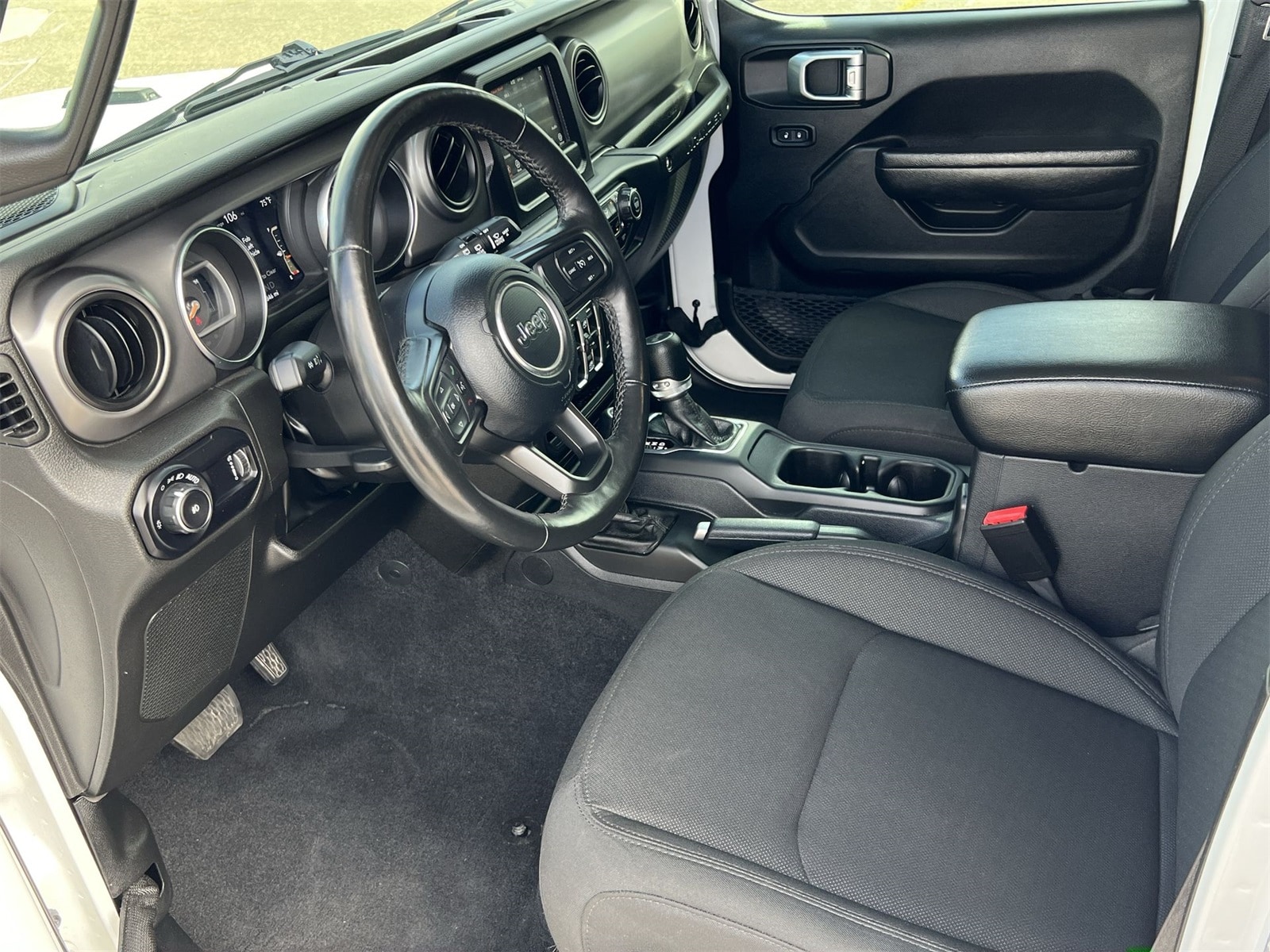 Thumbnail: 2023 Jeep Wrangler - 10