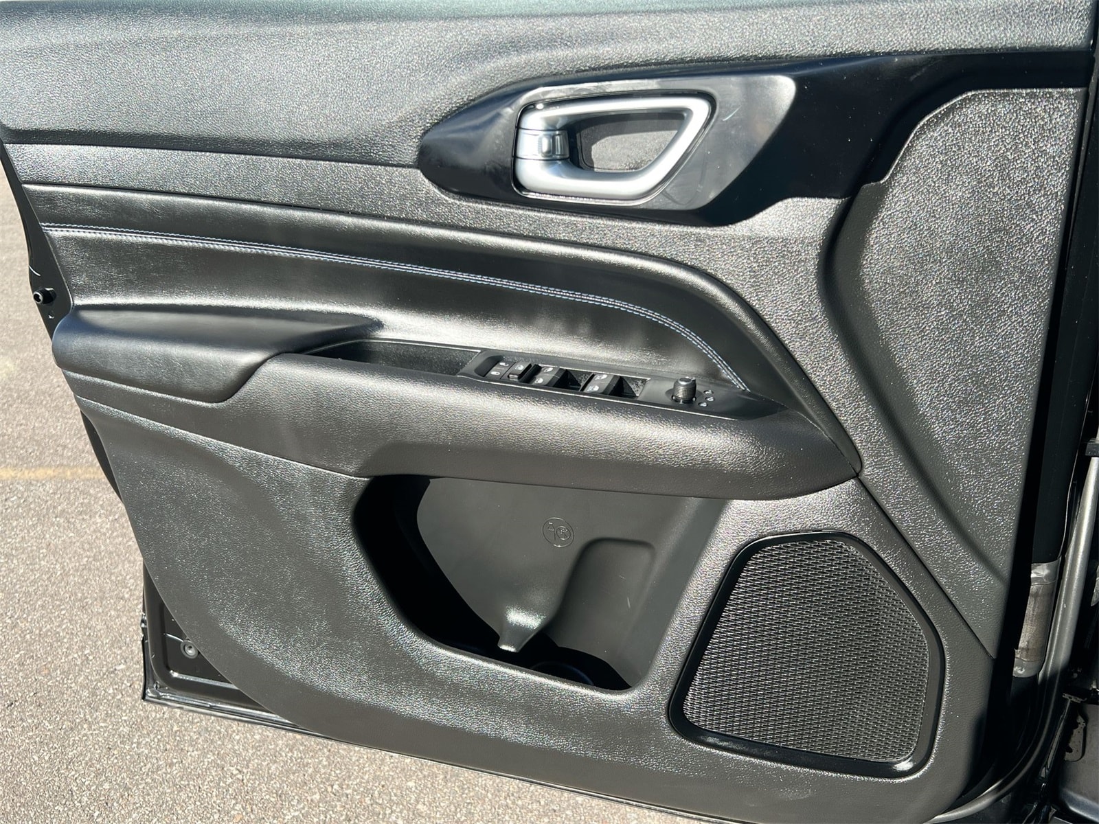 Thumbnail: 2025 Jeep Compass - 30