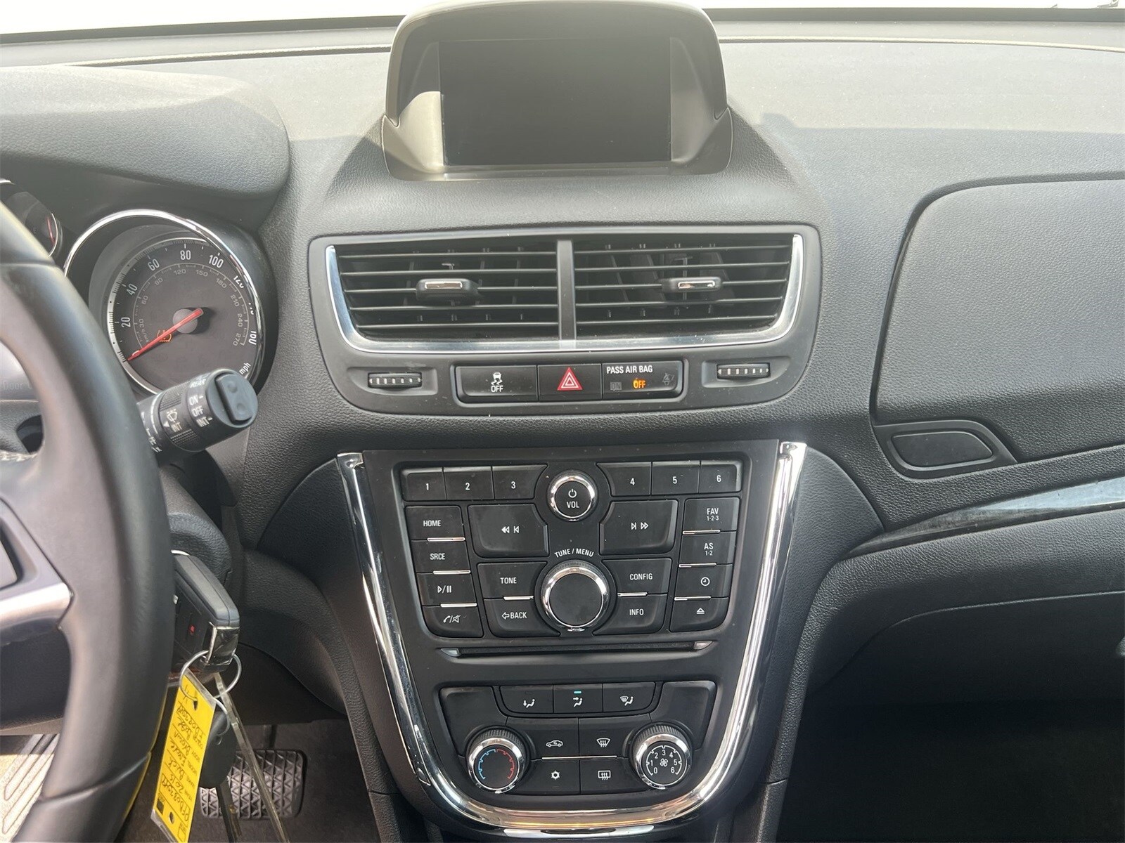 Thumbnail: 2015 Buick Encore - 28
