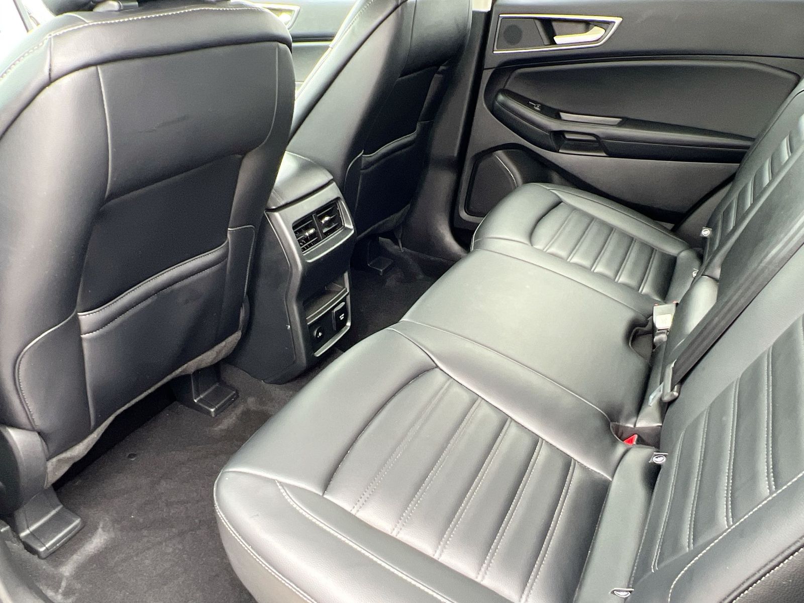 Thumbnail: 2024 Ford Edge - 18