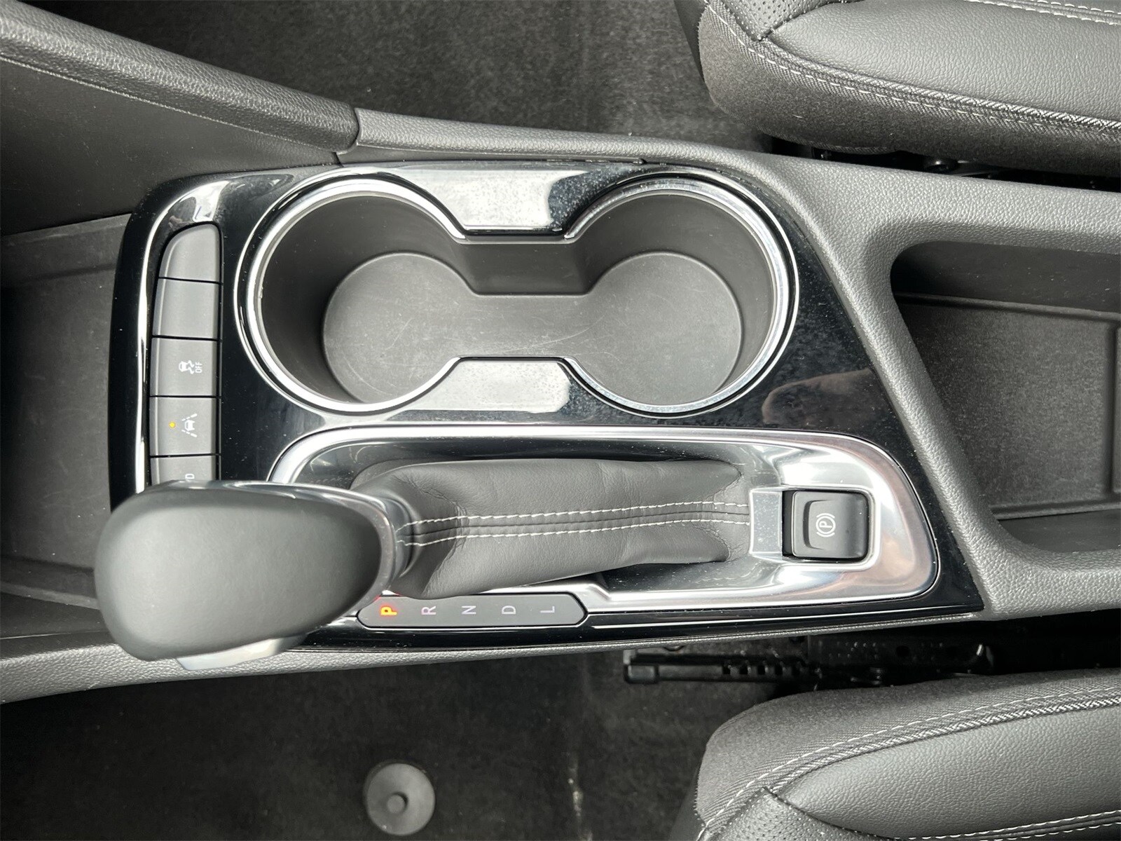 Thumbnail: 2024 Buick Encore GX - 32