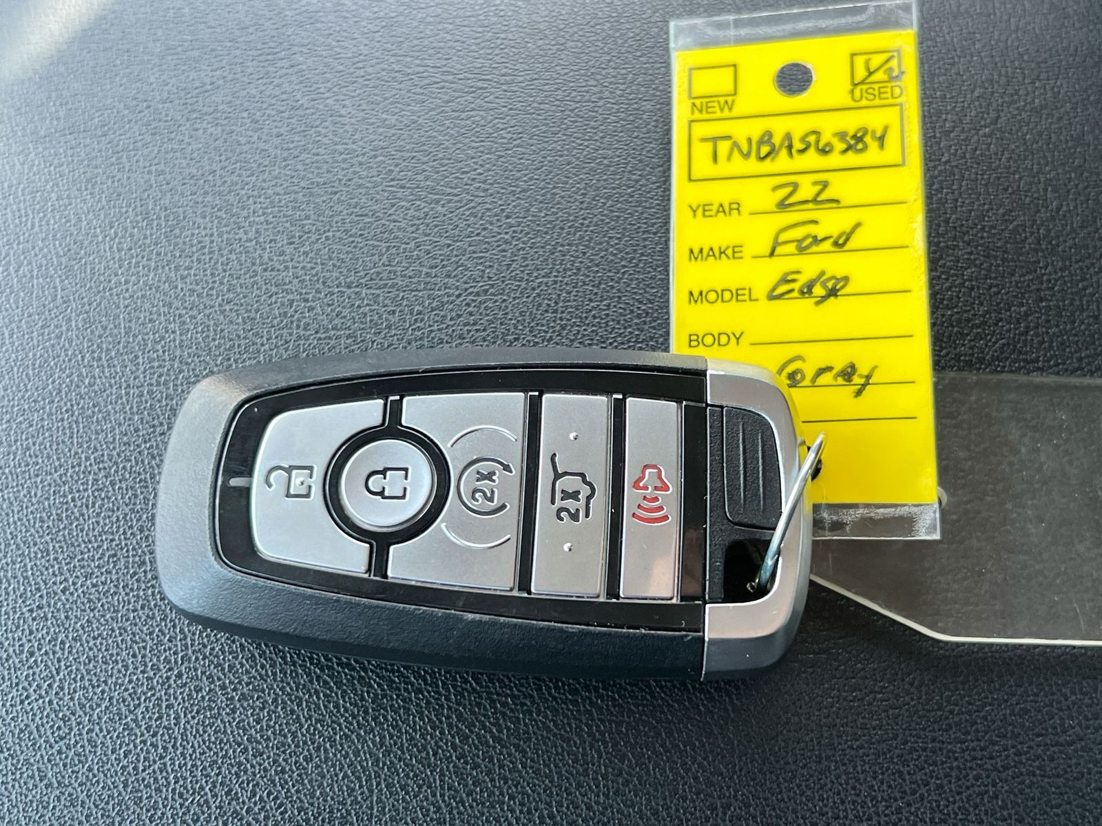 Thumbnail: 2022 Ford Edge - 34