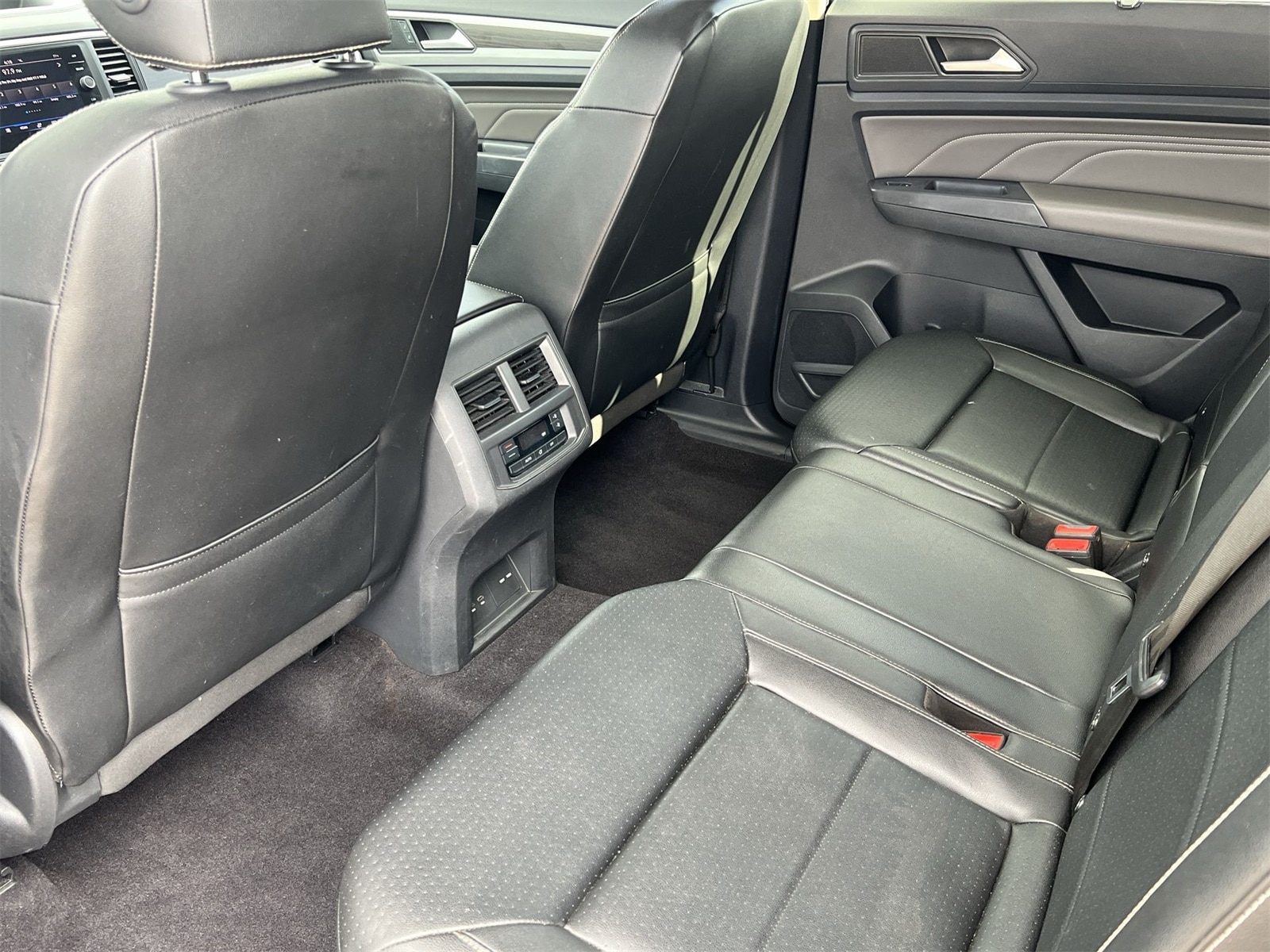 Thumbnail: 2021 Volkswagen Atlas - 19