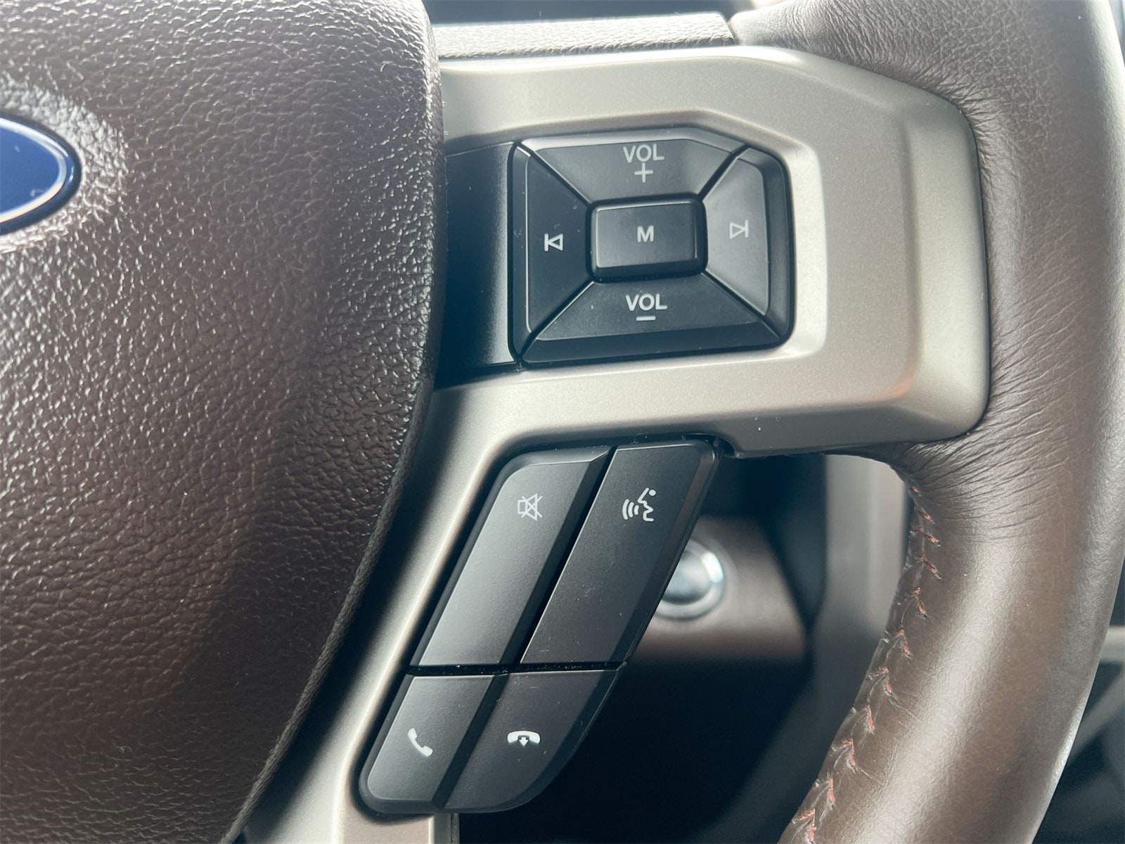 Thumbnail: 2017 Ford F-150 - 24