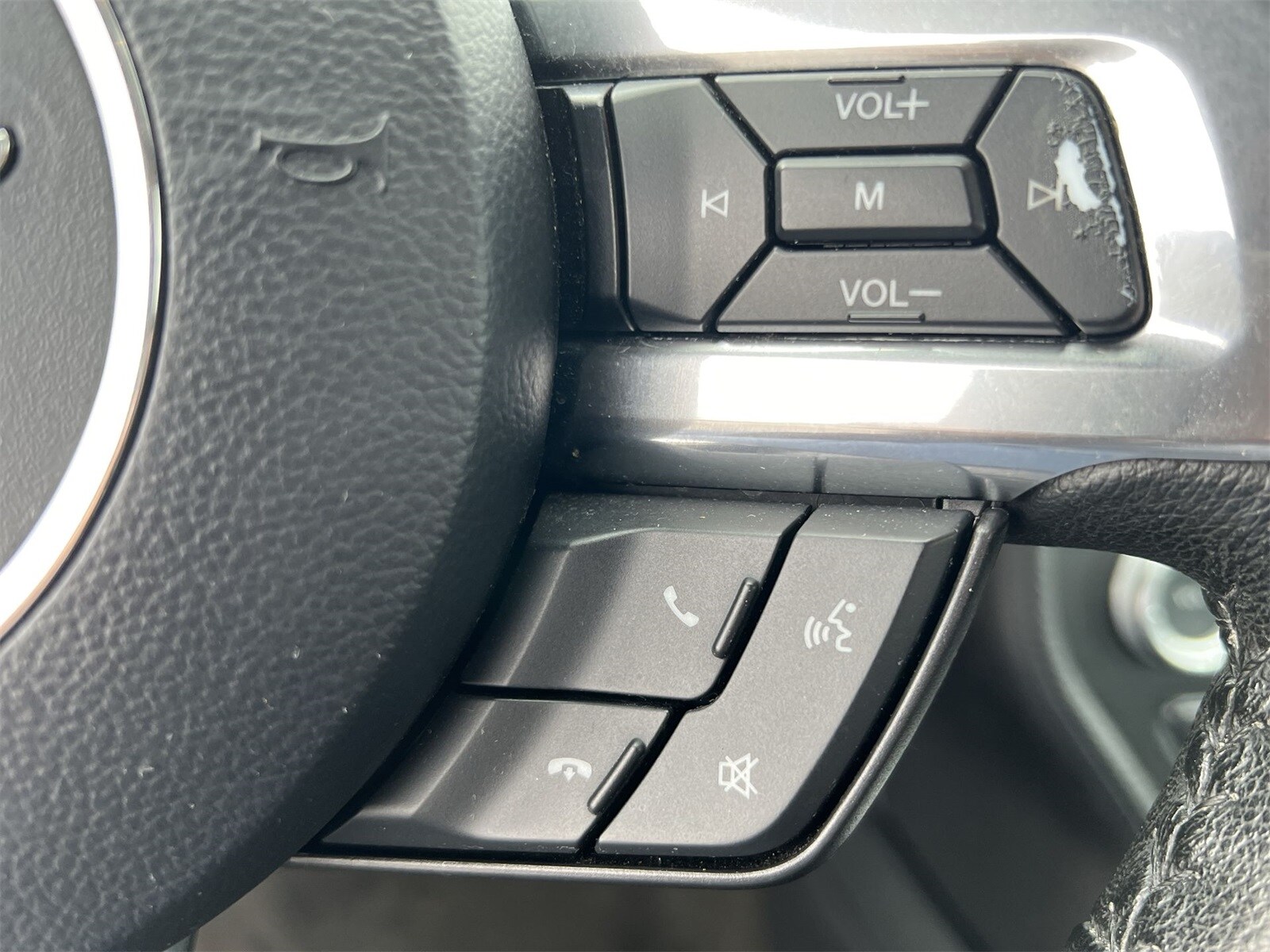 Thumbnail: 2016 Ford Mustang - 24