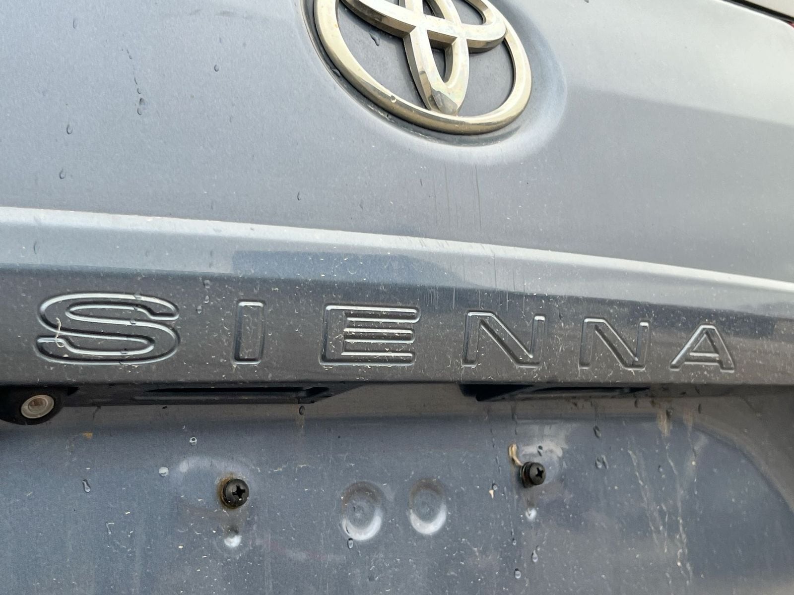 Thumbnail: 2015 Toyota Sienna - 13