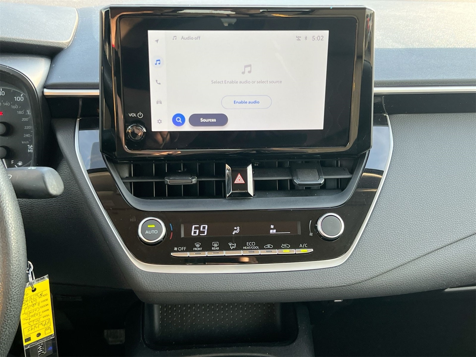 Thumbnail: 2023 Toyota Corolla - 27