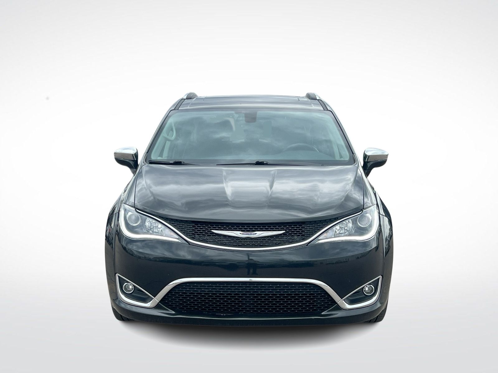 Thumbnail: 2019 Chrysler Pacifica - 3